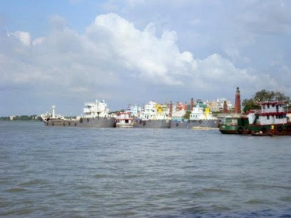 Bangladesh considers upping foodgrain transit for Tripura  